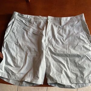 Gray 40x8 Columbia Shorts